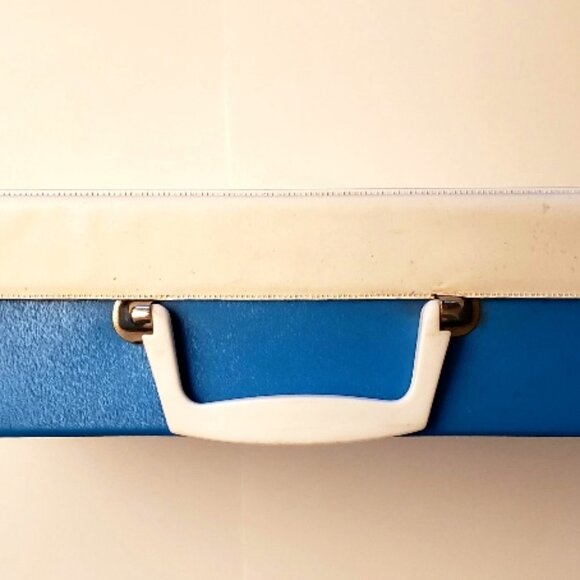 The World of Barbie Double Doll Travel Case, Vintage 1968 by Mattel Inc. - Picture 5 of 16